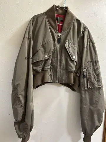 gvgv  카키 롱 슬리브 MA-1