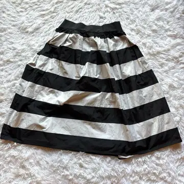 Maglie par ef-de 플레어 스커트 (4L) 보더 플랑드르