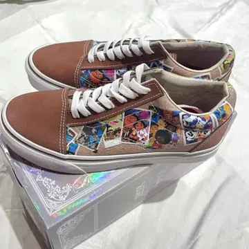 100주년 한정판 콜라보 디즈니 x VANS 스니커즈 올드스쿨