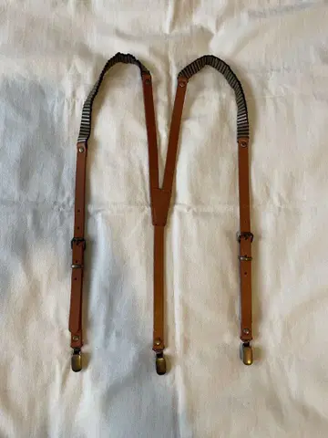 서스펜더 가죽 x 메탈