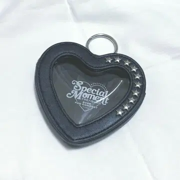 TREASURE SPECIAL MOMENT 캔뱃지 케이스