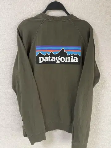 patagonia 크루넥 맨투맨 S 사이즈 카키 새상품급