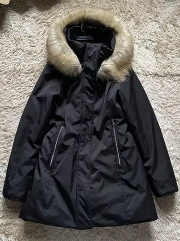 ZARA 다운