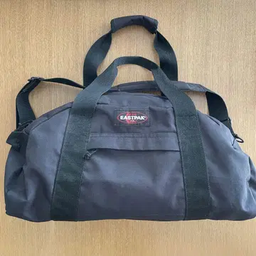 EASTPAK 블랙 보스턴 백