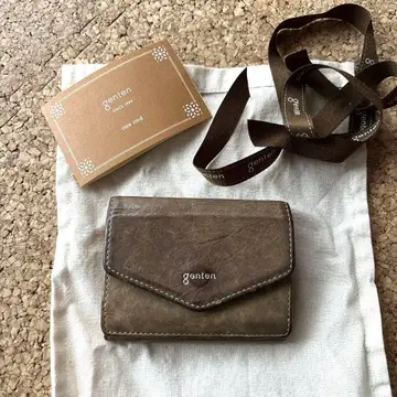 겐텐 피아추레 3단 폴더형 지갑 카키