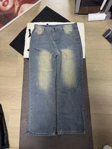 데미지 가공 블루 데님 팬츠