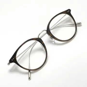 키레이 올리버 피플스 데켄즈 보스턴