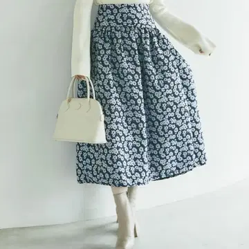 [ 마셰리 콜라보 ] 플라워 자카드 스커트 NOSTALGIA