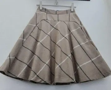 미사용 ZARA 플레어 스커트