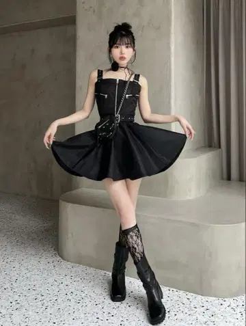 다리치 darich 나일론 점퍼 미니 원피스 BLK FREE