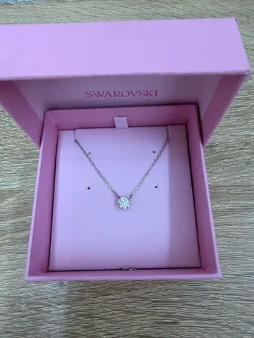 Swarovski 크리스탈 펜던트 목걸이