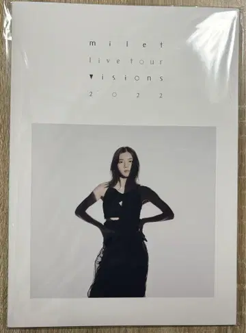 milet 굿즈 brochure