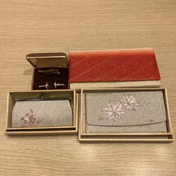 일본 의류용 백 빨간색 은색 꽃무늬 자수