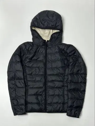 UNIQLO 이네스 드 라 프레상쥬 블랙 다운 자켓