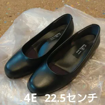 블랙 펌프스 22.5cm EEEE