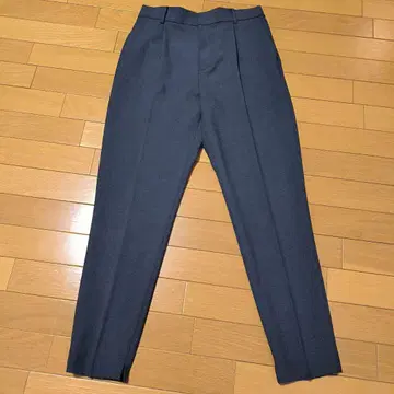 바지레 28 다크 그레이 센터 프레스 팬츠