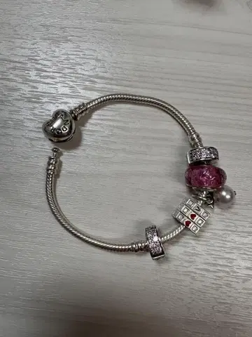PANDORA 판도라 참 팔찌