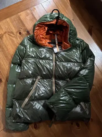배송비 포함! 새상품급! 클리닝 완료! 듀베티카 다운 자켓 50 (XL)
