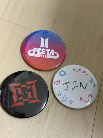 FESTA 2025 & JIN 핀 배지 세트