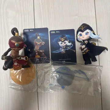 POP MART LEAGUE OF LEGENDS 피규어 2체 세트