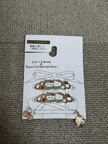 치이카와 산리오 신발 액세서리 하치와레와 헬로키티 아베일