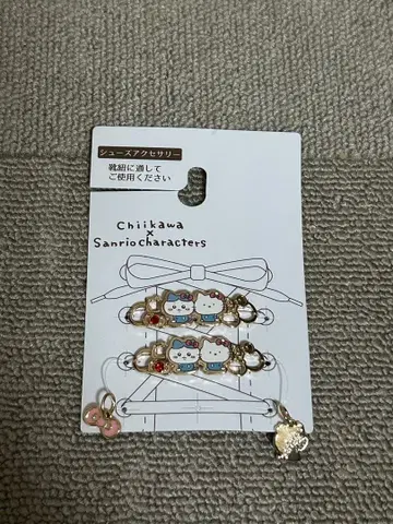 치이카와 산리오 신발 액세서리 하치와레와 헬로키티 아베일