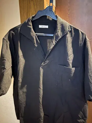 shiun SUKIPPER SHORT SLEEVE SHIRT