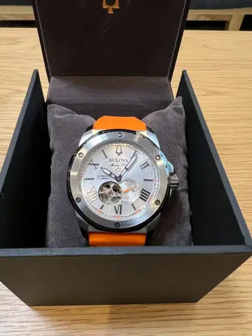 Bulova Marine Star 손목시계