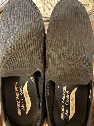 SKECHERS Air-Cooled Arch Fit 블랙 슬립온