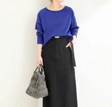 B.C STOCK 드로스트 롱TEE