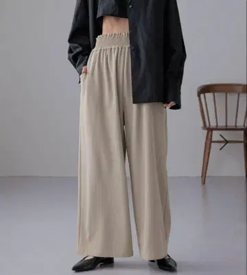 개더 와이드 이지 팬츠 LOWRYSFARM