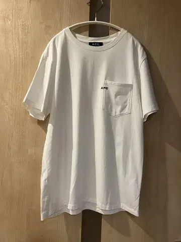 A.P.C. 화이트 반팔T셔츠 XS