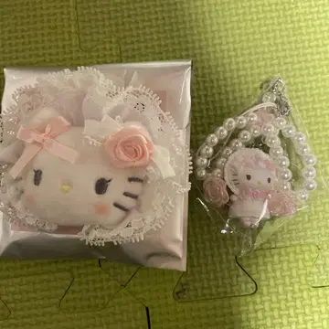 산리오 화이트 프릴 시크릿 스트랩 헤어 클립 키티