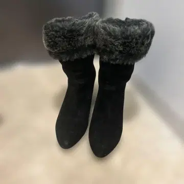 블랙스에이드 퍼 부츠