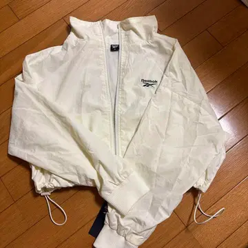 Reebok 새상품 후드티 나일론 후드티