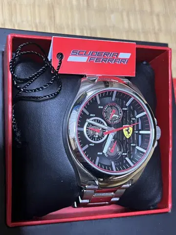 Scuderia Ferrari 쿼츠 손목시계 블랙