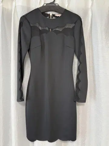 블랙 긴팔 원피스 레이스 ted baker