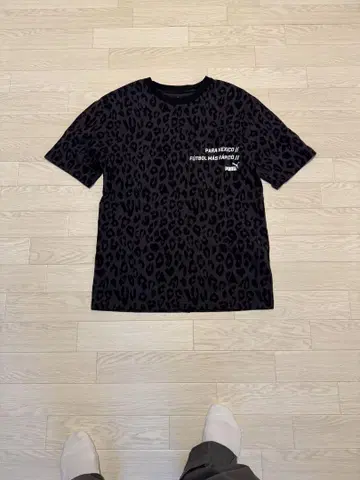 새상품급 PUMA 레오파드 무늬 T셔츠 블랙