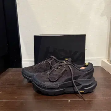 J.L - A.L Hoka Mafate Jet Black