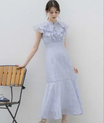Noela 시어 체크 프릴 원피스 색스 블루