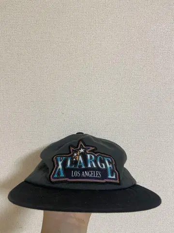 XLARGE 자수 로고 캡 그레이 블랙
