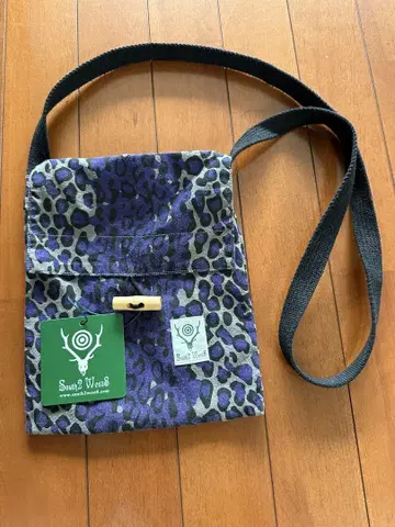 SOUTH2 WEST8/사우스2 웨스트8 레오파드 무늬 미니 숄더백