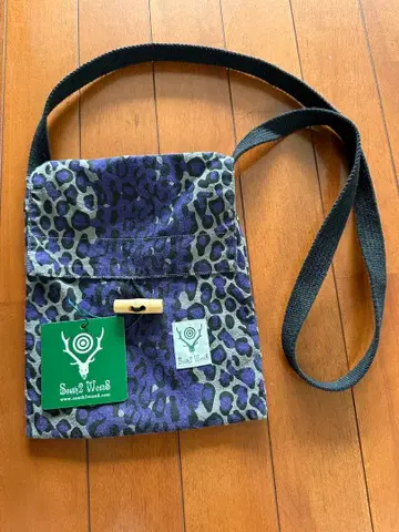 SOUTH2 WEST8/사우스2 웨스트8 레오파드 무늬 미니 숄더백