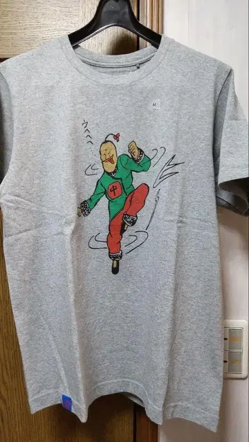미사용 근육맨 UNIQLO 라면맨 T셔츠 M 유니클로