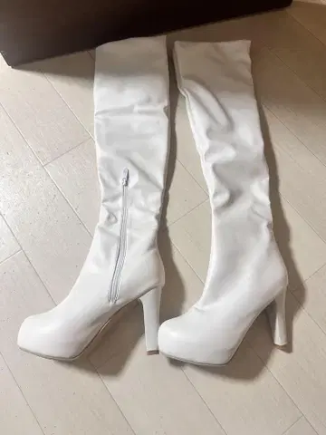 화이트 롱 부츠 화이트 부츠