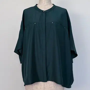 as know as de base 아즈 다크 그린 반팔 블라우스 5L