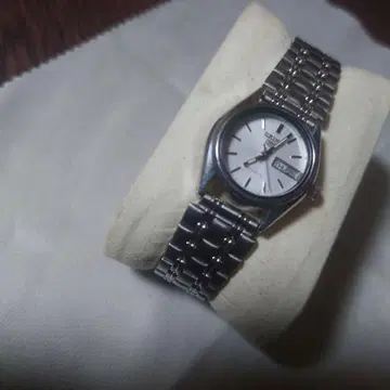1976년 11월 제조 세이코 5 자동 여성용