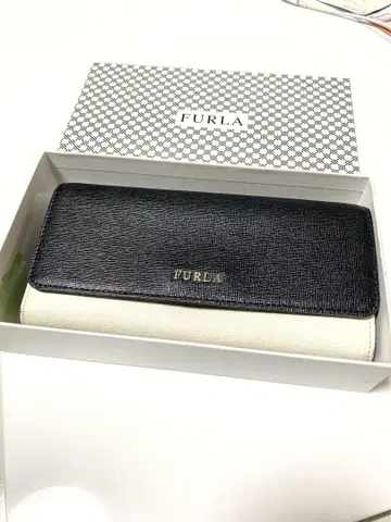 FURLA 장지갑 여성용 모노톤 멋스러운 훌라