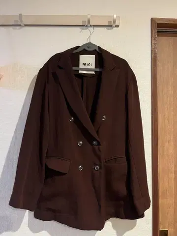 mici 브라운 더블 브레스트 테일러드 자켓