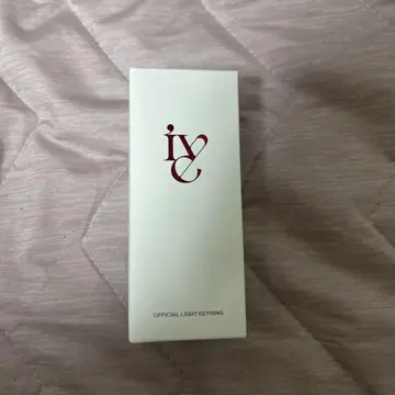 [ 공식 ] 케이스 흠집 있음 IVE 응원봉 미니 키링